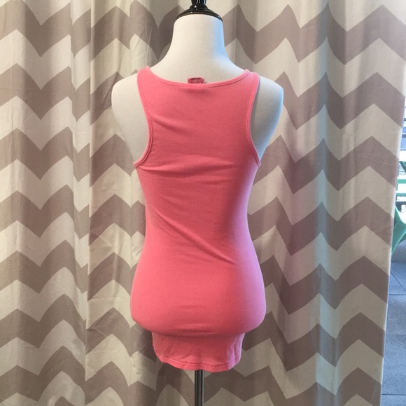 VS Pink tank - Picture 3 of 4